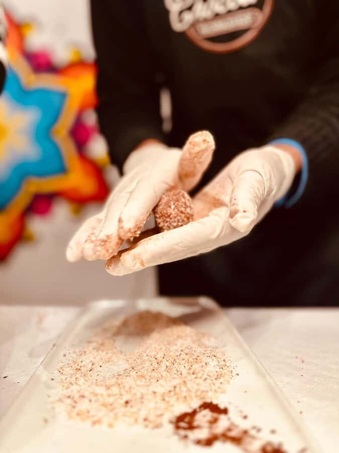 1.5h Cusco Chocolate Workshop - Truffles & Hot Chocolate - From recipe talk to rolling truffles: how the 90 minutes flow