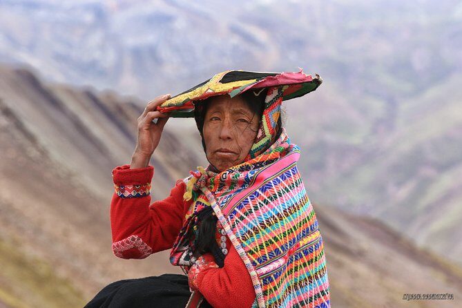 1 Day Tour to Palccoyo (Alternative Rainbow Mtn) from Cusco, Peru - The 1–2 Hours at Tres Rainbows: Where the Photos Happen