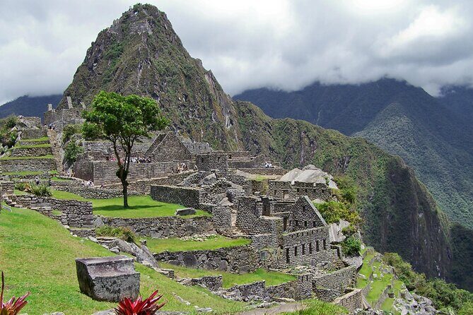 2-Day Sacred Valley & Machu Picchu Tour by Train from Cusco - Machu Picchu circuits and tickets: what’s included and what to watch