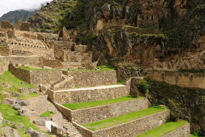 2 Days : Sacred Valley Conection Machu Picchu || Private Tour || - Day 1 in the Sacred Valley: Pisaq, Urubamba Lunch, and Ollantaytambo’s Inca Architecture