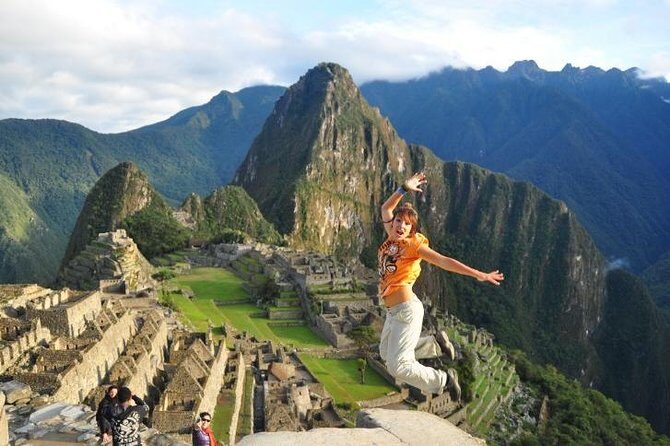 4-Day Lares Trek to Machu Picchu from Cusco - Cusco to Lares Town: a 6:00am start you’ll either love or hate