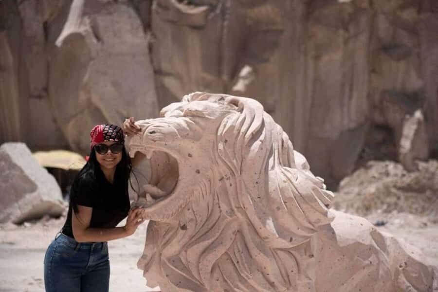 4-hour excursion: Sillar Route with Hiking in Culebrillas - Añashuayco Quarries: seeing megascale carving inside a working operation