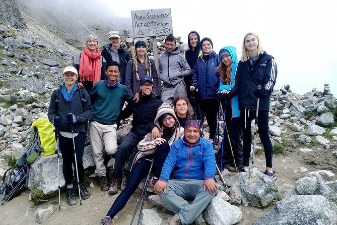 5-Day: Salkantay Trek to Machupicchu and Humantay Lake - Day 4: Zip line day or hike to the hydroelectric rail route to Aguas Calientes