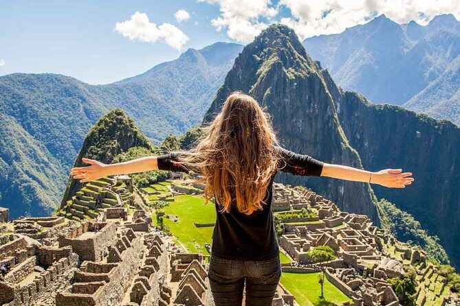 5 Day - Tour to Machu Picchu Traditional - Group service - Day 1 Cusco: Koricancha, Santo Domingo, and the stone giants