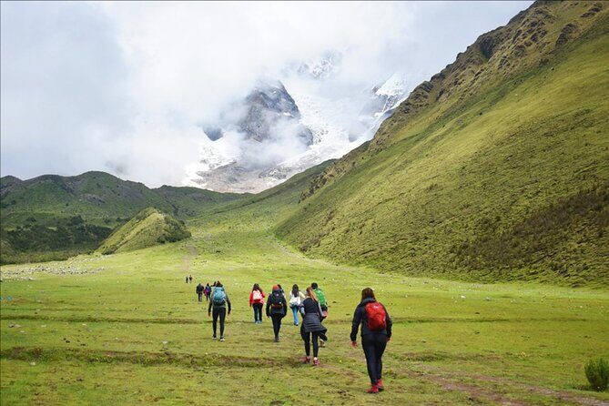 6-Day Tour of Cusco Magico-Machu Picchu-Rainbow Mountain - Rainbow Mountain (Vinicunca) at 5,080m: early pickup, cold air, and cushion advice