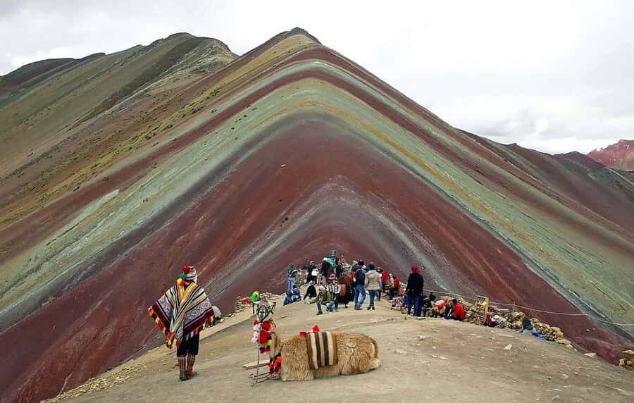 7 Colors Mountain - Who should book this 7 Colors Mountain tour