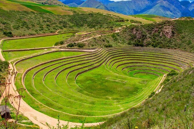 7 Days: Lima, Ica, Cusco & Machupicchu with local flights - Machu Picchu day: early bus, guided circuit, then train back to Cusco