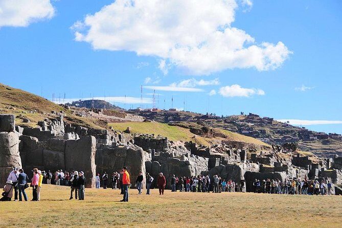 8-Day Peru Ancestral Energies - Day 6 from Cusco region to Puno: Andahuaylillas, Racchi, and La Raya at 4,800 m
