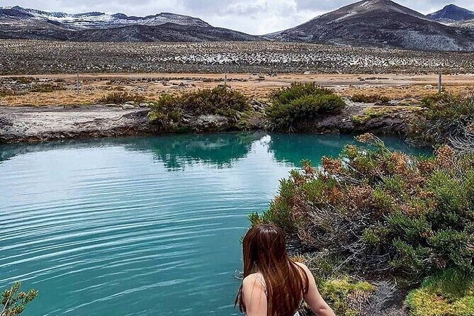 8-Hours Tour in Arequipa Laguna de Salinas with Pick-up - Stop 3: Laguna de Salinas and the mirrored-photo goal