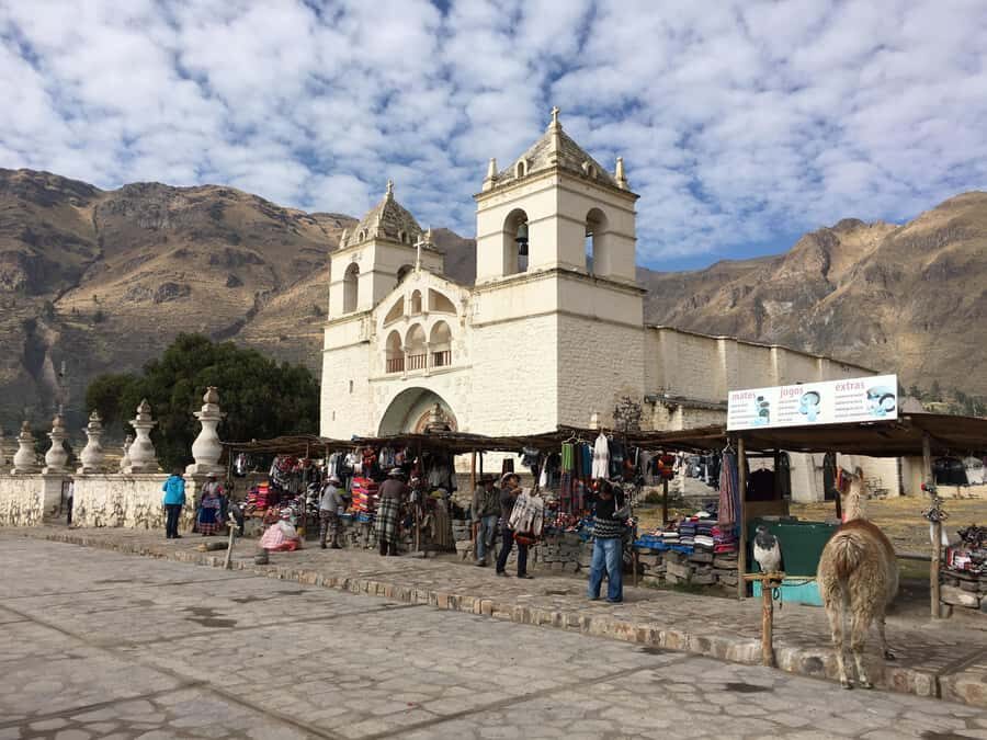 Arequipa: 2-Day Colca Canyon Classic Tour return to Arequipa - Folkloric Dinner with Local Dances: Nice, but Expect Extra Costs