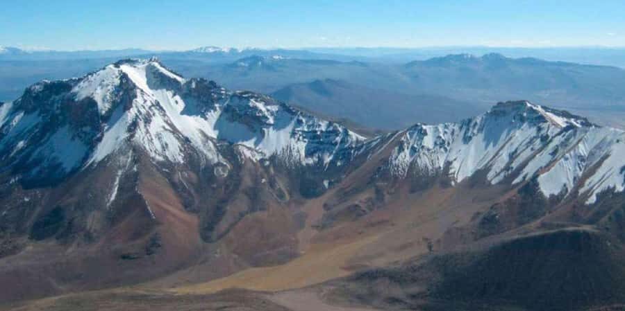 Arequipa | Ascent to Chachani Volcano 2 days / 1 night - Packing and Altitude Reality Check (What You Must Bring)