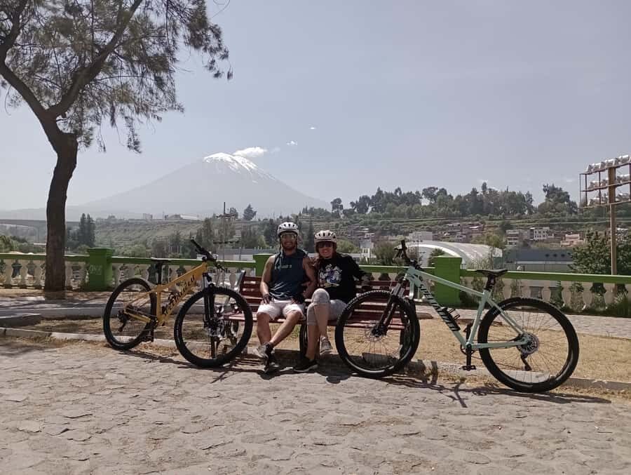 AREQUIPA BIKING CITY TOUR - Chilina Valley: where the ride turns scenic and photo-friendly