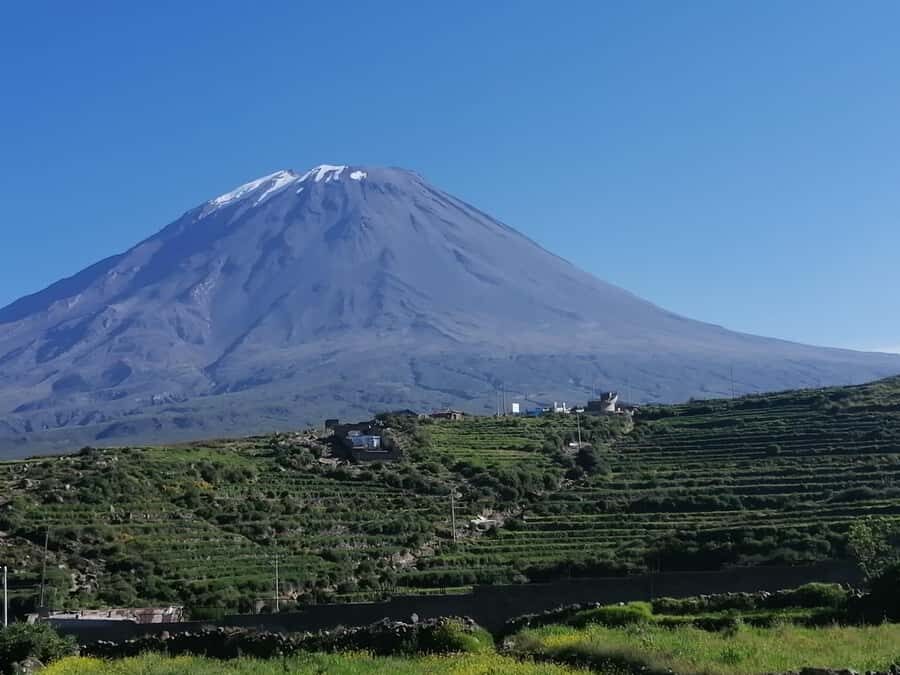 Arequipa: Full-Day Tour to Salinas Salt Lake - The 6am Pickup and the Chiguata Viewpoint Moment