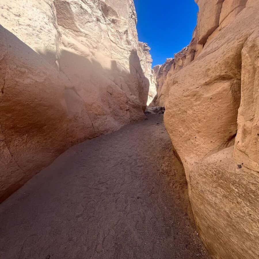 Arequipa: Half Day Sillar Route and Culebrillas Canyon + Yanahuara Viewpoint - Culebrillas ravine walk: short, scenic, and erosion-made