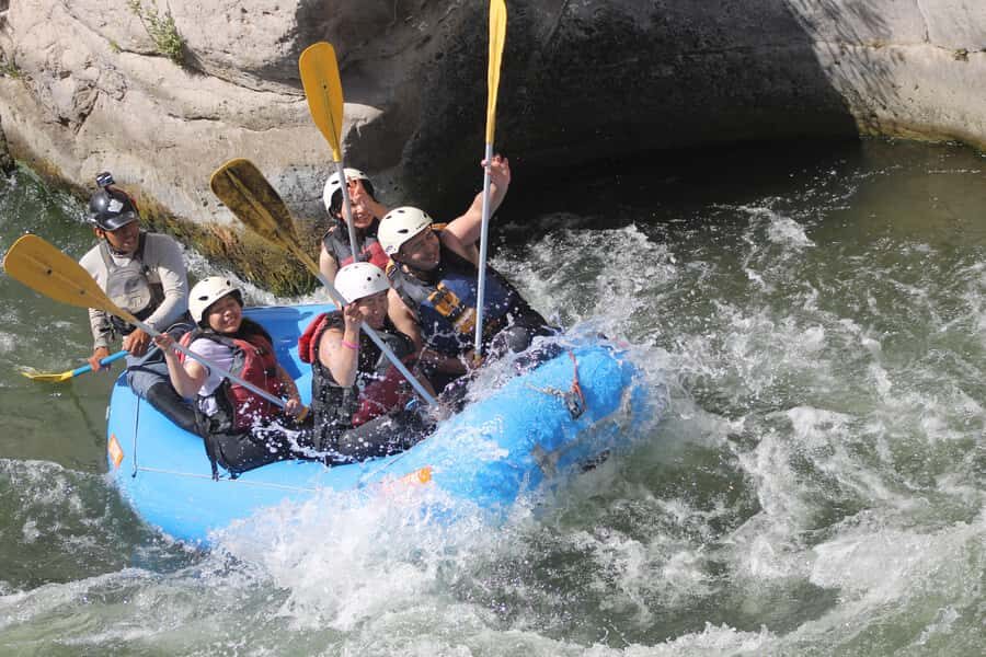 Arequipa: Rio Chili Rafting Tour with Snack - Why Raft the Rio Chili Near Arequipa?