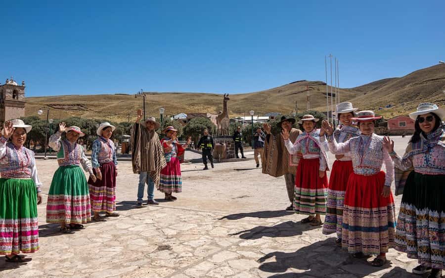 Arequipa: trekking to the Colca Canyon 2 days/1 night - Guide Language, Group Size, and Communication Reality