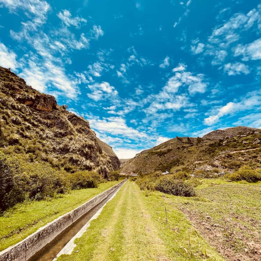 Ayacucho: Full Day Aguas Turquesas Millpu - Optional routes: down to the pool shores and the Ojo de agua trail