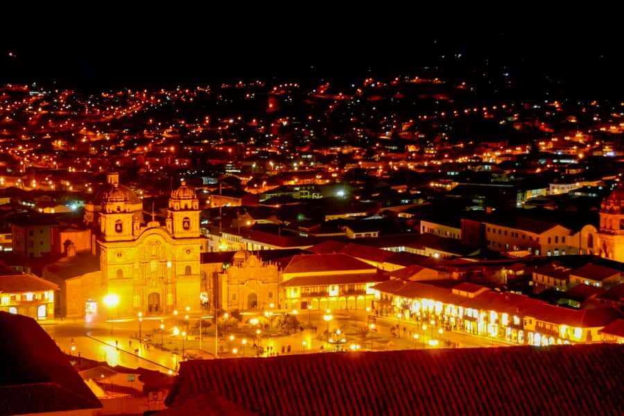 Best of Cusco: Night Tour, Pisco Sour Lessons, and Dinner - San Blas at night: artisans, workshops, and craft shops