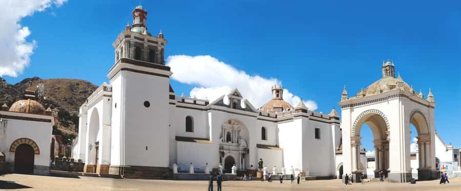 Bolivia: Full day to Copacabana & Isla del Sol - Copacabana Cathedral and the Virgin of Candelaria: more than a quick stop