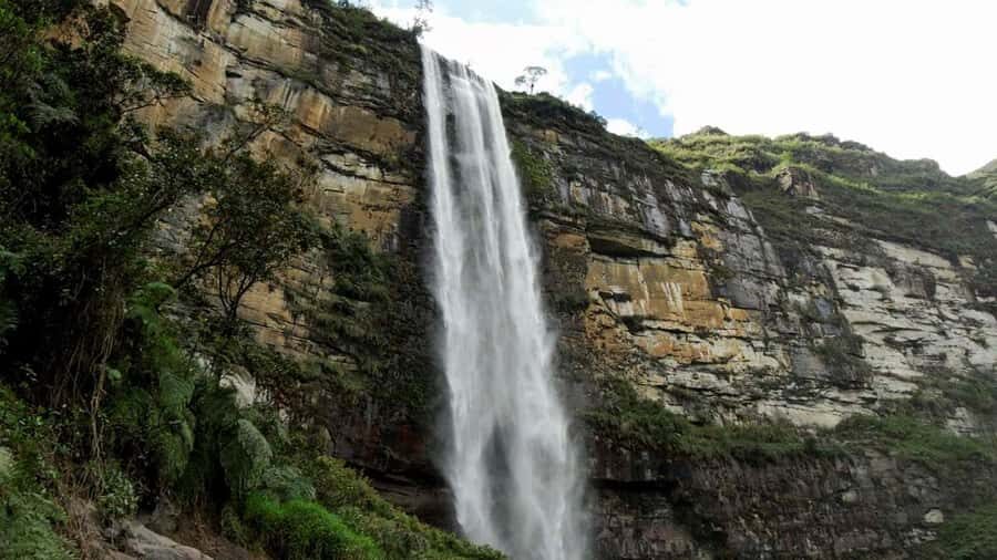 Chachapoyas: Gocta Waterfall Excursion | Entrance - Lunch | - Chachapoyas to Cocachimba: the ride and why it matters