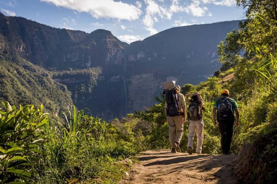 Chachapoyas: Gocta Waterfall Excursion | Entrance - Lunch | - The 2-hour hike through thick flora: prepare for a walking day