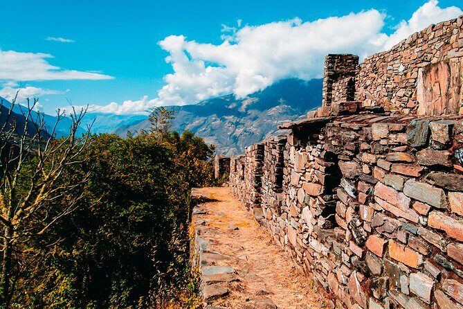 Classic Choquequirao Trek – 5 Days / 4 Nights - Guides, Cooks, and the Small-Group Pace That Keeps You Going