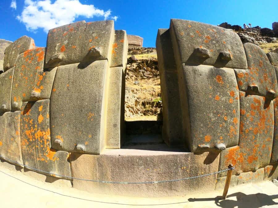 Classic Sacred Valley full day - Ollantaytambo Stonework: Temple of the Sun and Princess Baths
