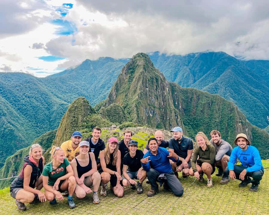 Cusco: 4-Day Lares Trek to Machu Picchu with Panoramic Train - Day 2: Condor Pass 4,750 m and Canchacancha Village Life