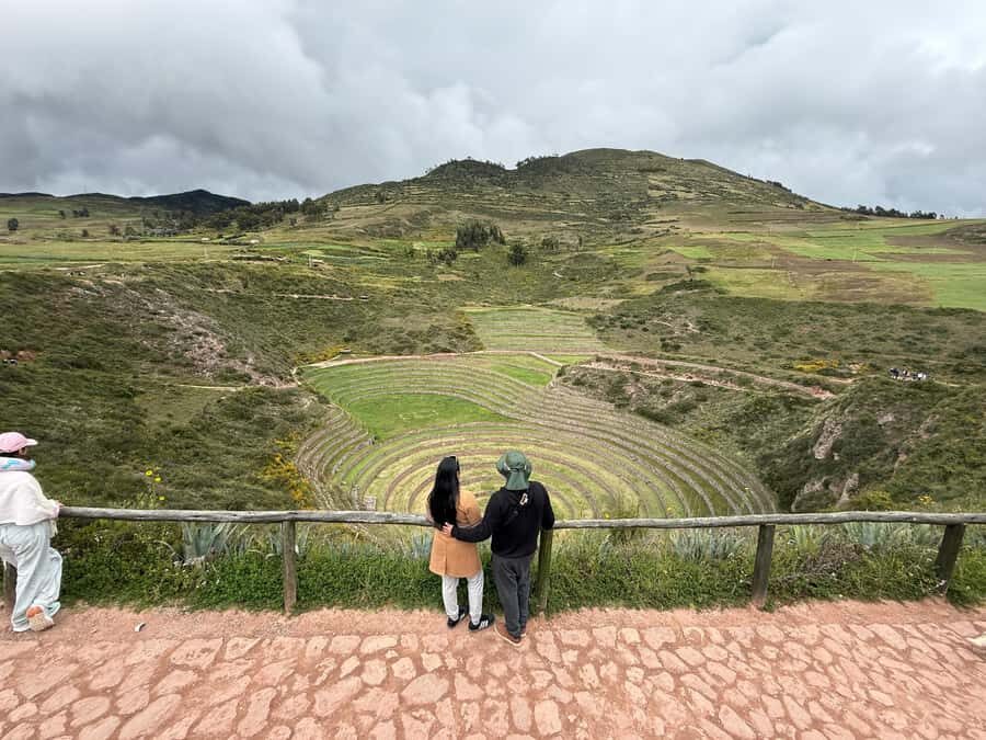 Cusco: Aventura Cuatrimoto en Moray y Salineras medio dia - Salineras / Maras Salt Mines: Walking the Salt Ponds