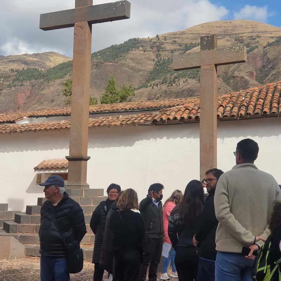Cusco: Bus Turistico Puno Cusco con Tour y Buffet - Who this tour is best for