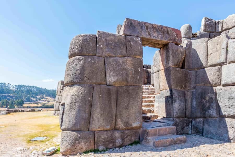 Cusco: City and Nearby Ruins 5-Hour Guided Tour - Price and logistics: is $22 a smart deal?