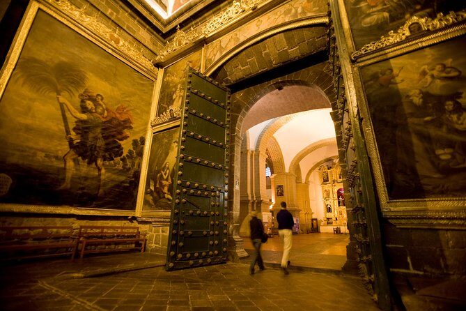 Cusco City Sightseeing, San Pedro Market, Cathedral and Qorikancha Temple - San Blas artisan quarter and Hatun Rumiyoc: the details are the point