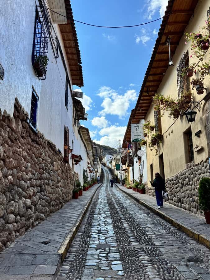 Cusco: Cultural Walking Tour with Local Guide⭐⭐⭐⭐⭐ - Cusco main square start: where the city makes sense
