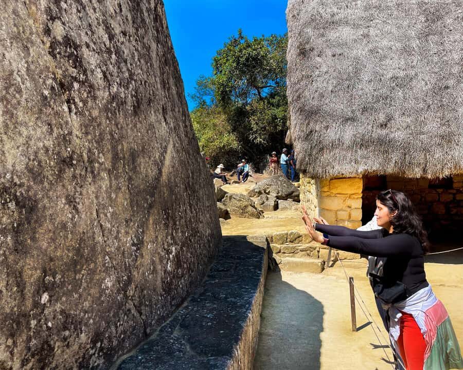 CUSCO: Full Day All Included Private Machu Picchu Experience - Riding the Train to Aguas Calientes (Inca Rail or Peru Rail)
