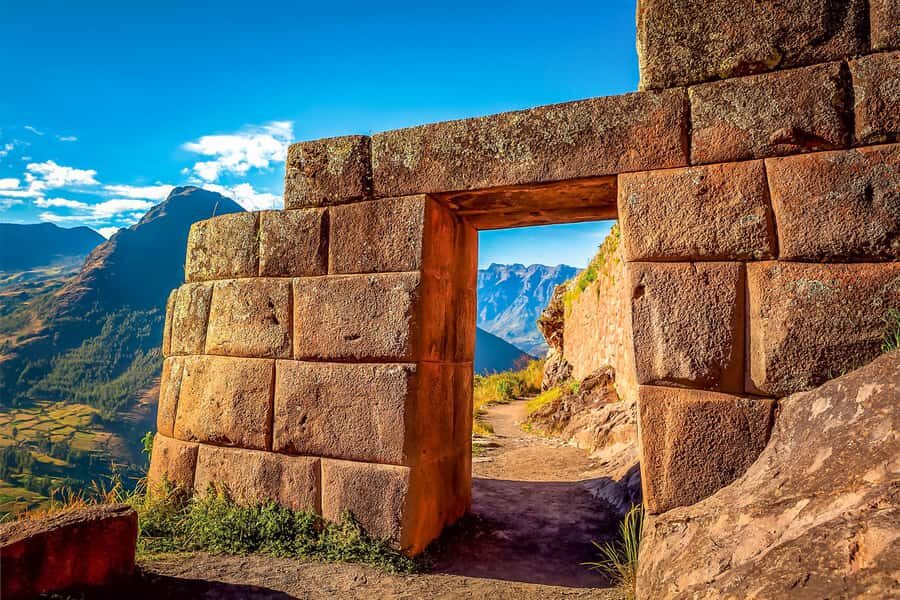 Cusco: Full-Day Tour of The Sacred Valley With Lunch - The Ride Along the Vilcanota River and the Urubamba Lunch Stop