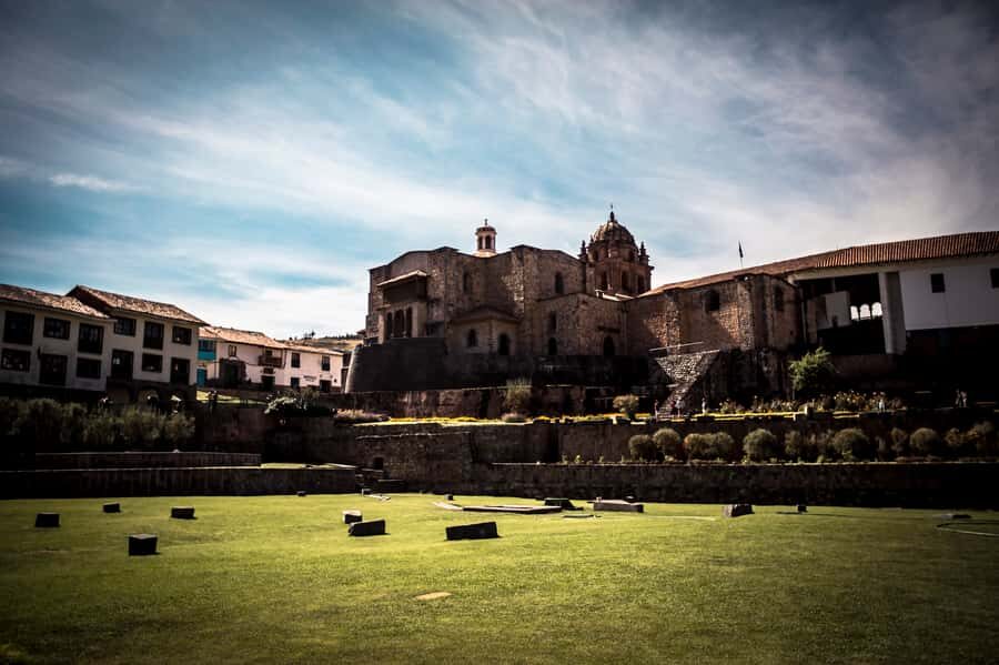Cusco: Half-Day City and Nearby Archaeological Sites Tour - Sacsayhuaman’s stone fortress and the June 24 Inti Raymi moment