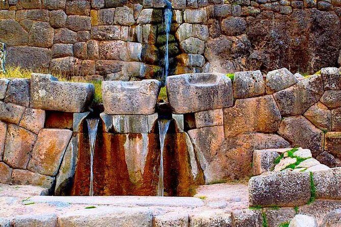 Cusco Half Day City Tour: Four Ruins - Stop 1: Sacsayhuaman fortress walls and the best Cusco views