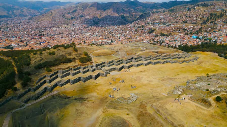 Cusco : Half-Day Explore Inca Ruins qoricancha sacsayhuaman - The half-day rhythm: starting at Plaza de Armas (8:45 am)