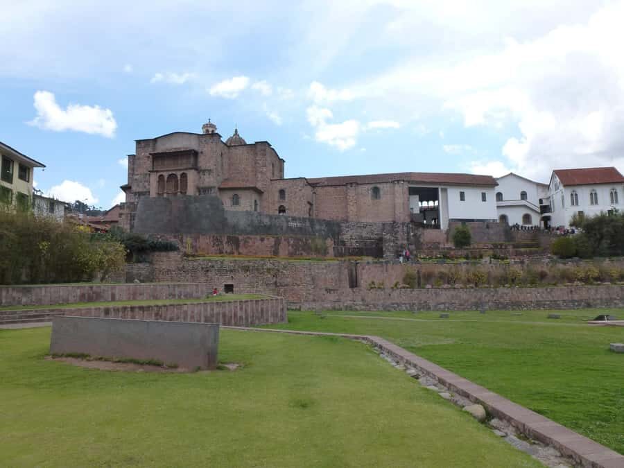 Cusco : Half-Day Explore Inca Ruins qoricancha sacsayhuaman - Qoricancha: Temple of the Sun and why it hits first