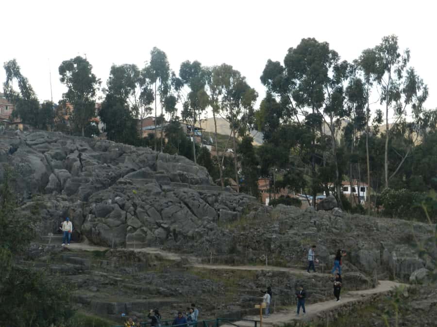 Cusco: Half-Day Historic City Tour - Craft center stop: textiles, vicuña wool, and the real-vs-fake lesson