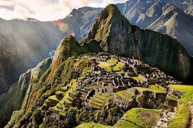 CUSCO MAGICAL 4D Transfer, Hotel, City Tour, Sacred Valley and Machu picchu - Guide support and small-group pacing: what it changes on the ground