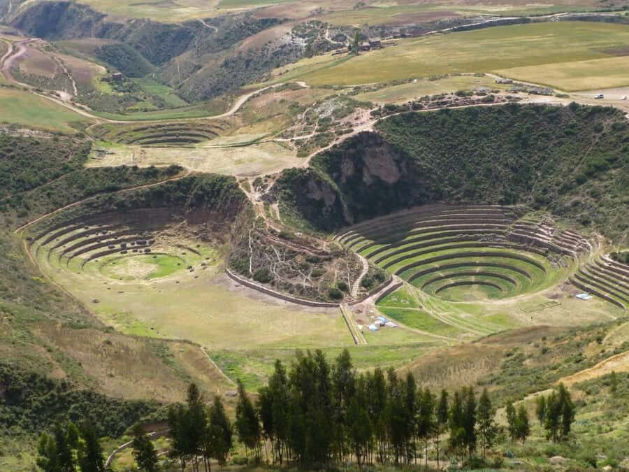 Cusco: Maras Salt Mines & Inca Moray Half Day Trip - Moray terraces: coliseum-shaped Inca architecture you can actually feel