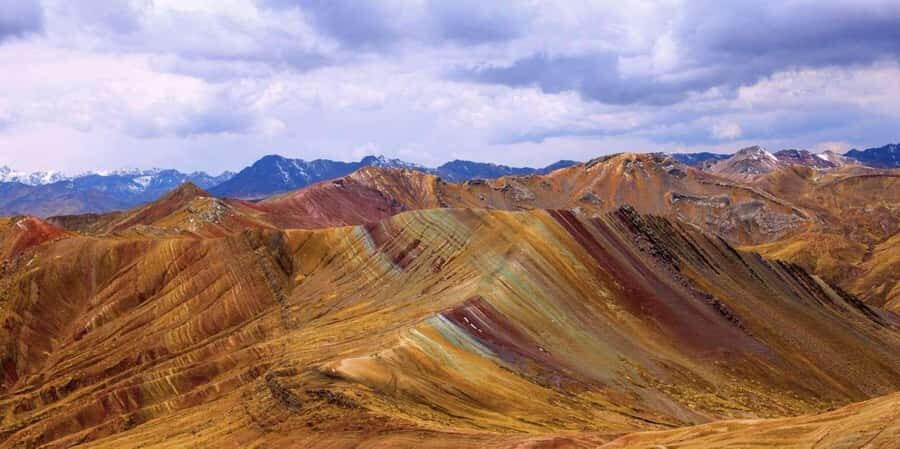 Cusco : Palcoyo - Rainbow Mountain Hidden Sister - The 5am–5:30am pickup: what that early start really buys you