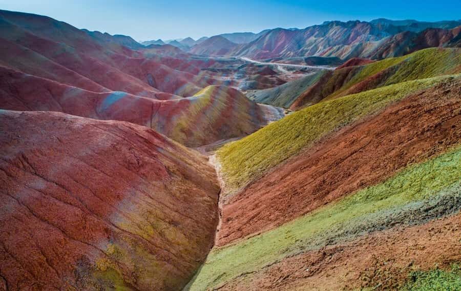 Cusco : Rainbow Mountain and Red Valley Tour - Packing list that matches the day: what to bring for the mountains
