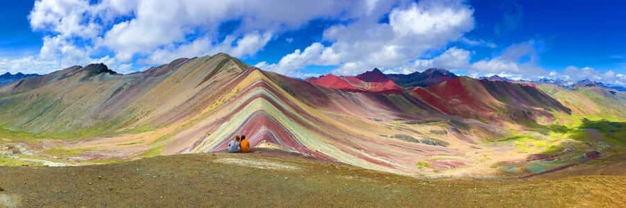 Cusco: Rainbow Mountain Tour with Meals & Red Valley Option - Rainbow Mountain itself: what to aim for during that 30–45 minute window