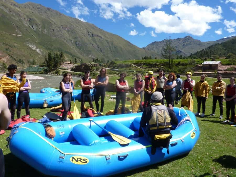 Cusco: River Rafting Adventure Full Day | Adrenaline Tour - On the water: what the rapids feel like (Class II–III, sometimes Class IV+)