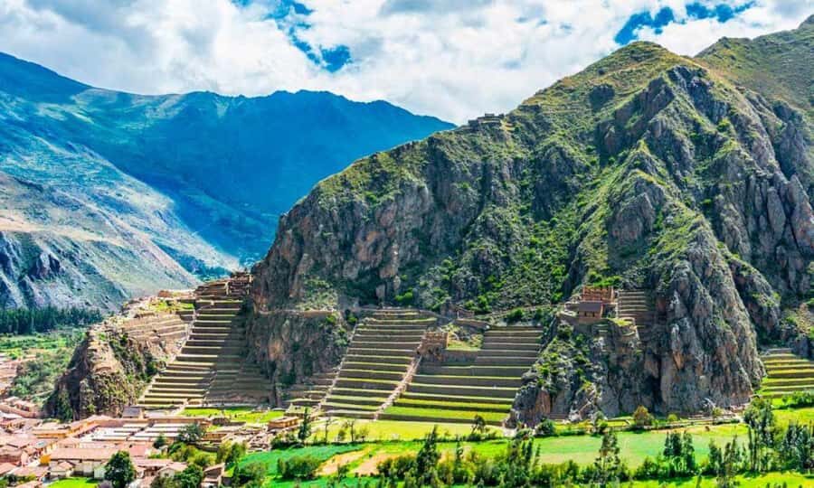 Cusco: Sacred Valley Day Trip with Maras & Moray Salt Mines - Pisac archaeological center: finishing with another set of major ruins
