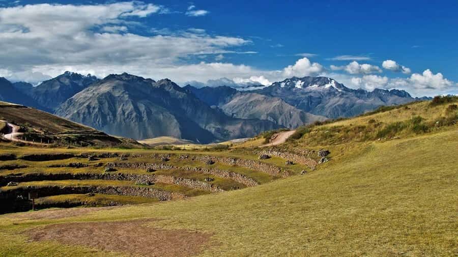 Cusco | Visit Maras, Moray, Chinchero, Pisac | Valle Vip - Chinchero: Inca centers and a colonial temple in the same stop