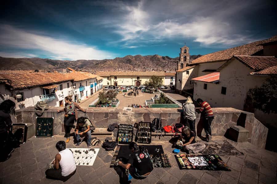 Cusco: Walking Tour Cusco - Plaza Regocijo: patio of joy and the colonial surroundings