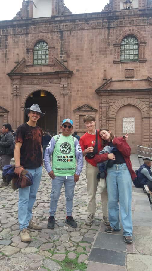 Cusco: Walking Tour with a Local Guide - Plaza de Armas: Where Cusco’s Inca and Colonial Stories Cross